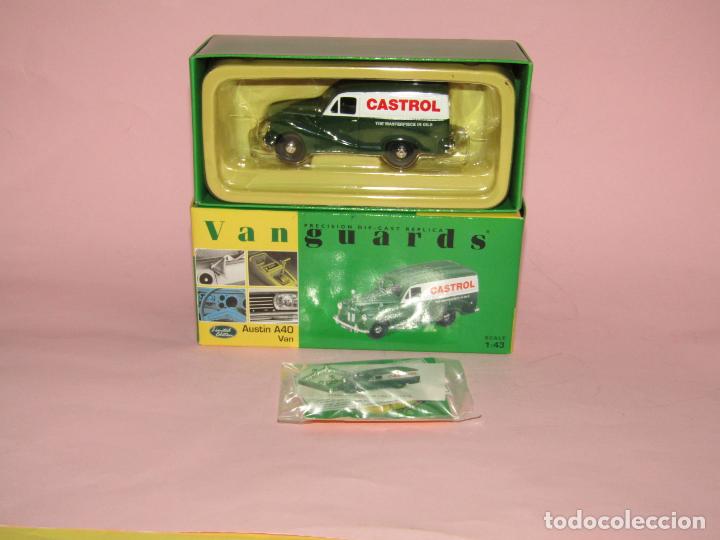 Coches a escala: AUSTIN A40 Van CASTROL en Escala 1:43 Edici&oacute;n Limitada y Numerada de VANGUARDS