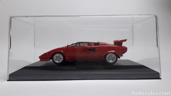 Auto in scala: LAMBORGHINI COUNTACH 1/43 Colecci&oacute;n &rdquo;CAR COLLECTION &rdquo; DEL PRADO
