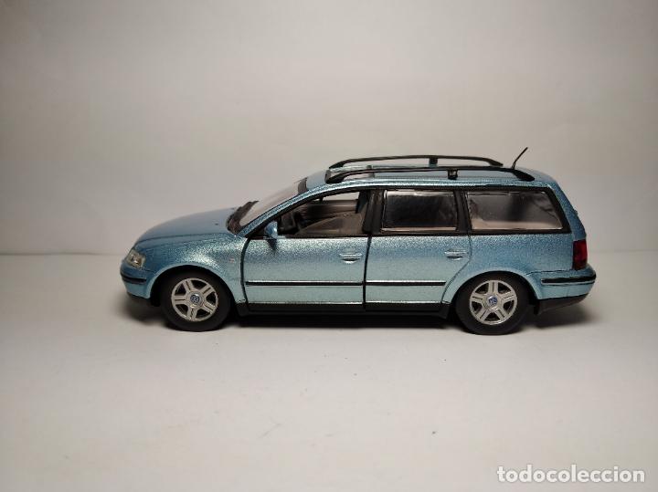 Coches a escala: VW VOLKSWAGEN PASSAT VARIANT DE HONGWELL CARARAMA 1,43
