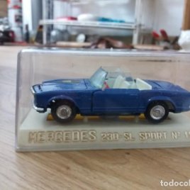 Miniatura coche. Marca Joal. Made in Spain. Mercedes 230 SL Sport. N° 110. En su caja original.
