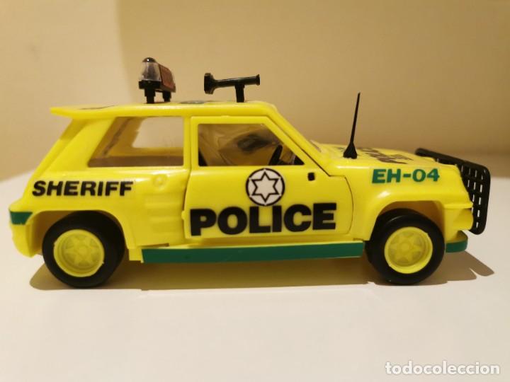 Auto in scala: Renault Maxi 5 Turbo Police 1/43