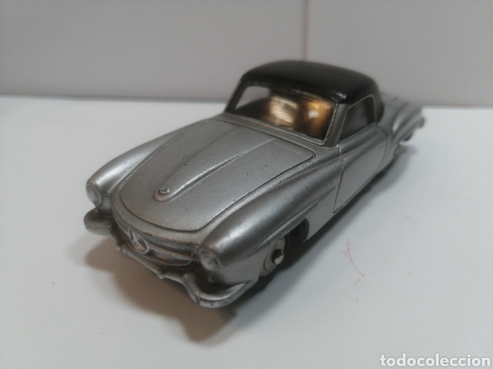 Auto in scala: ANTIGUO DINKY TOYS n&ordm; 24H, MERCEDES BENZ 190 SL del a&ntilde;o 1958 - PLATA con CRISTALES - 1:43