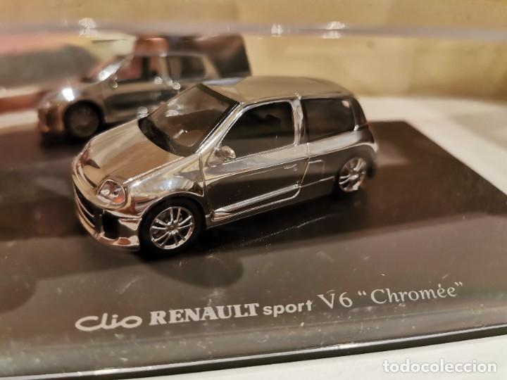 Carros em escala: Renault Clio Sport V6 Cromado Universal Hobbies 1/43