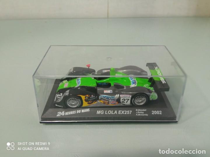 Auto in scala: COCHE MET&Aacute;LICO ESCALA 1/43: 24 HORAS DE LE MANS MG LOLA EX257(2002)