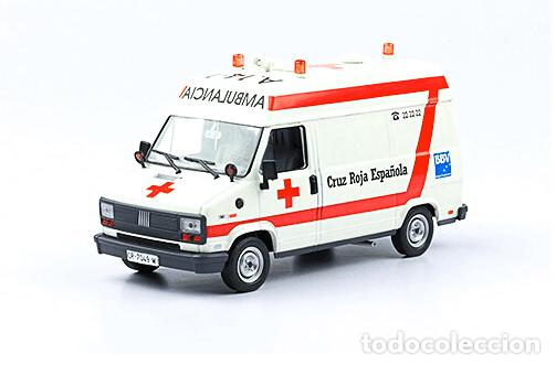 Auto in scala: Fiat Ducato - Cruz Roja Espa&ntilde;ola (Esc 1:43) Furg&oacute;n de Asistencia, Hospital, ambulancia, emergencias