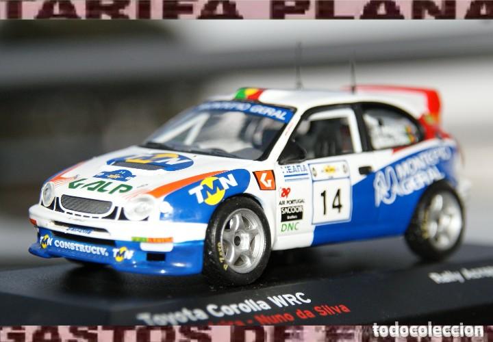 Coches a escala: TOYOTA COROLLA WRC RALLY ACROPOLIS 1998 RUI MADEIRA - NUNO DA SILVA ESCALA 1:43 DE ALTAYA EN SU CAJA