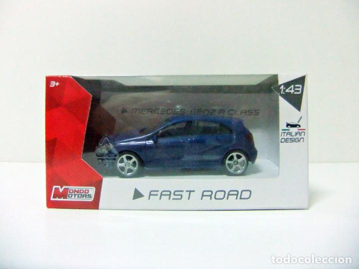 Auto in scala: MERCEDES-BENZ A CLASS - MONDO MOTORS FAST ROAD ESCALA 1:43 - COCHE AUTO AZUL CLASE A TOY CAR BLUE
