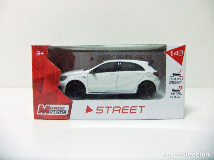 Voitures &agrave; l'&eacute;chelle: MERCEDES BENZ A 45 AMG - MONDO MOTORS STREET ESCALA 1:43 - COCHE AUTO MB A45 BLANCO WHITE TOY CAR