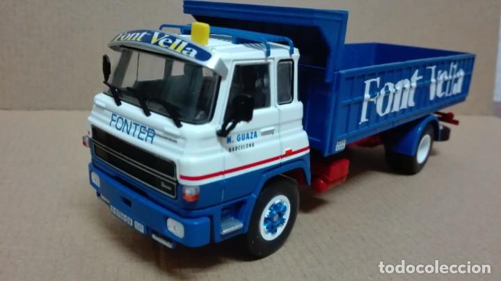 Camión Barreiros 42/38 T año 1974 con carga de madera incluida. Escala 1/43