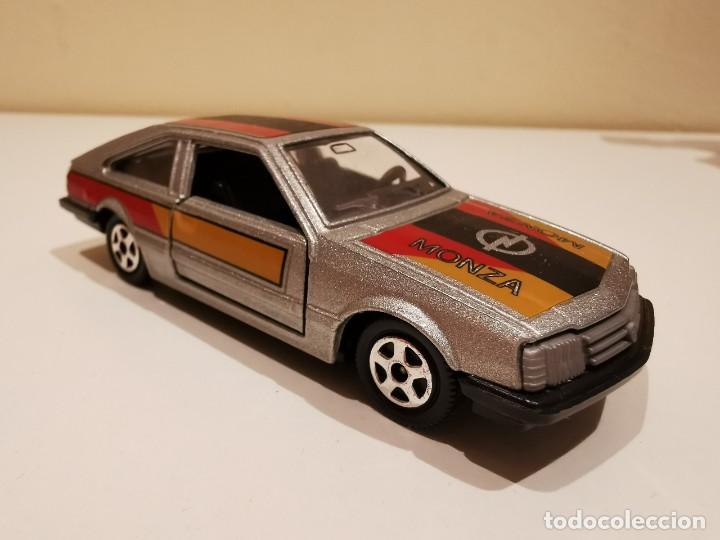 Coches a escala: Opel Monza 1/43 HotWheels