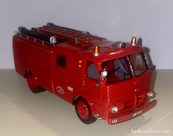 Coches a escala: Modeltrans Furg&oacute;n Pegaso 302