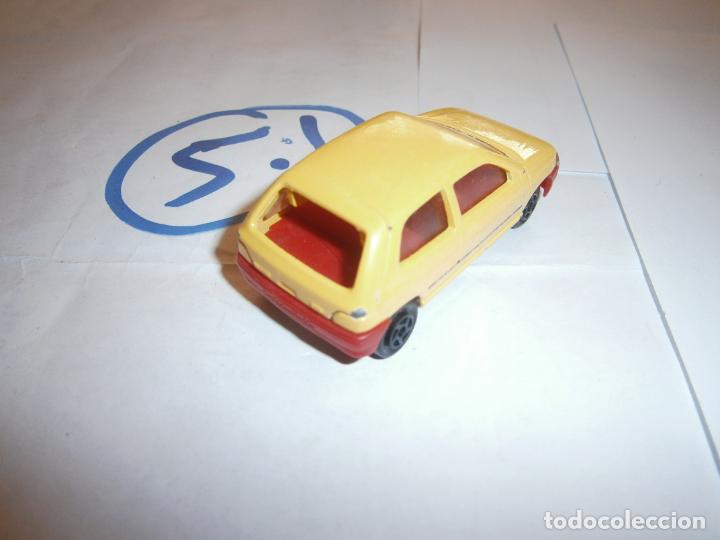 Coches a escala: ANTIGUO RENAULT CLIO MAJORETTE - Foto 3