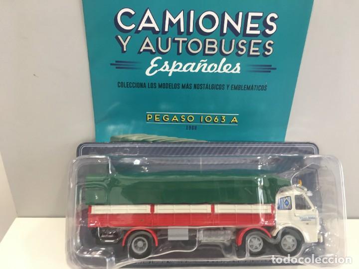 Model Cars: CAMI&Oacute;N PEGASO 1063 A 1968. MANOLO III. ESCALA 1/43