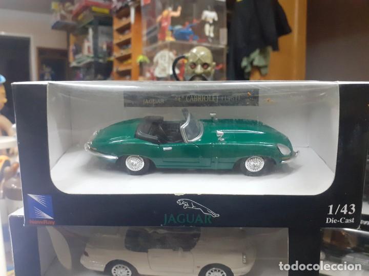 Coches a escala: Jaguar E Type cabriolet de 1961.Esc.1/43.New Ray.