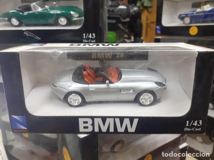 Coches a escala: BMW Z8 Esc.1/43. New Ray.