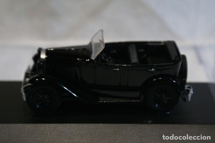 Coches a escala: COCHE RA3