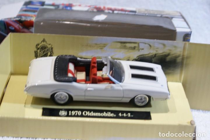 Coches a escala: COCHE OLDSMOBILE 4-4-2 1970