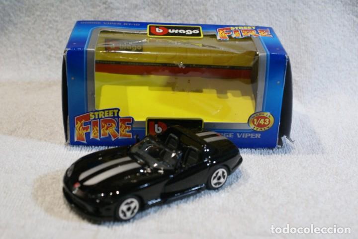 Coches a escala: COCHE DODGE VIPER RT/10 - Foto 2