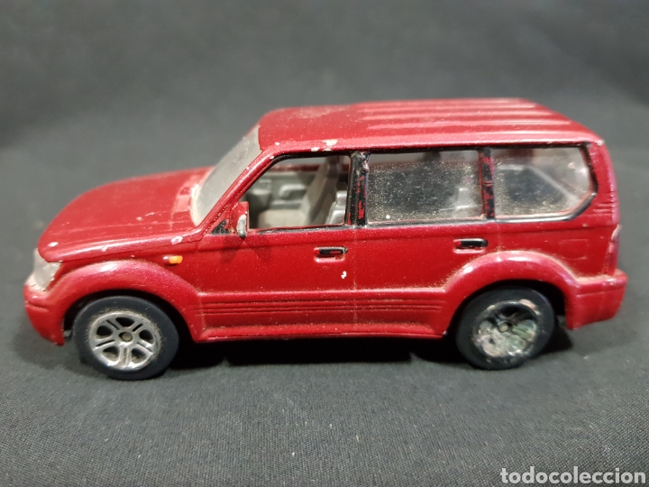 Coches a escala: Toyota Land Cruiser Guisval Escala 1:43 metal y pl&aacute;stico