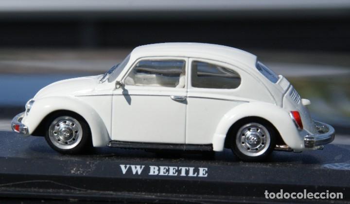 Coches a escala: VW BEETLE ESCALA 1:43 DE DEL PRADO EN CAJA - Foto 2