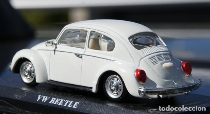 Coches a escala: VW BEETLE ESCALA 1:43 DE DEL PRADO EN CAJA - Foto 3