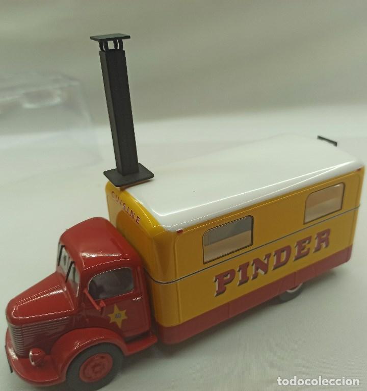 Auto in scala: Camion Cocina Pinder