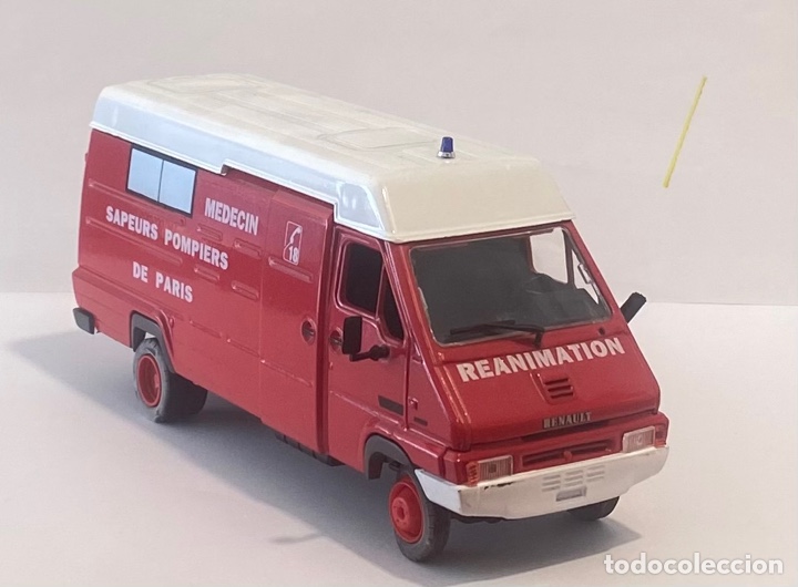 Auto in scala: Eligor Renault B120 Pompiers de Paris Ref.110045 1/43