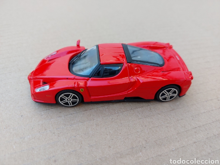Coches a escala: Enzo ferrari burago escala 1/43