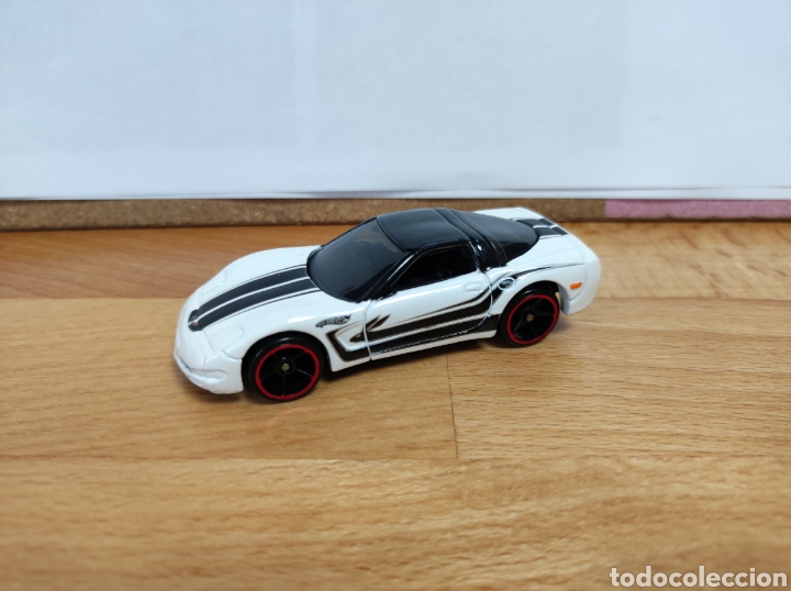 Coches a escala: HOTWHEELS CHEVROLET CORVETTE '97