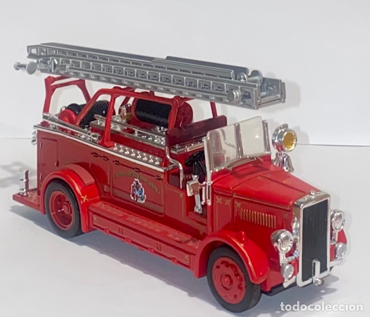 Coches a escala: Matchbox Leyland Cub Opel Top Ladder Truck