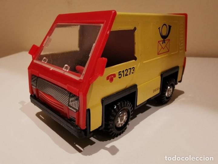 Auto in scala: Furgoneta Postal 1/43
