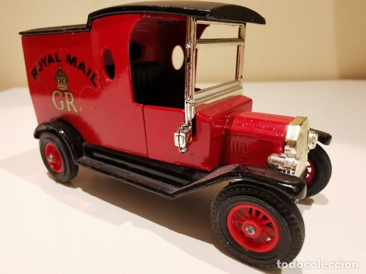 Coches a escala: Matchbox Ford Model T Van (1912) 1/43