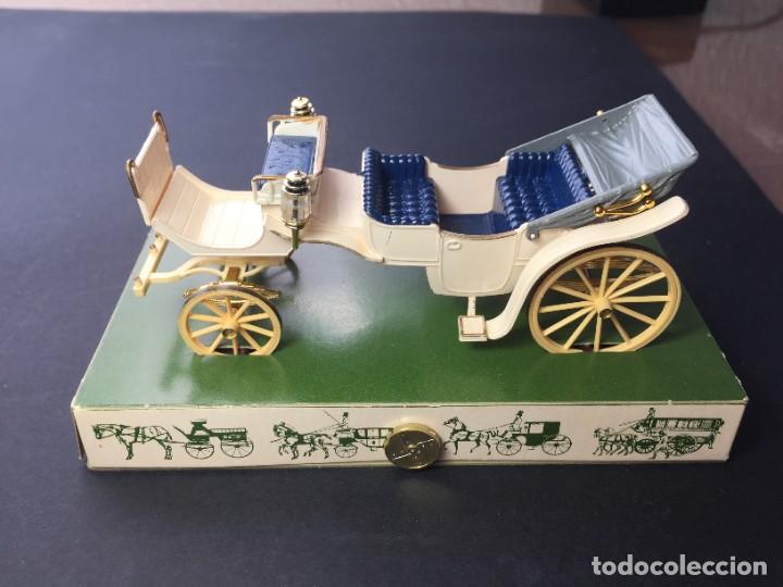 Coches a escala: CARRUAJE MARCA BRUMM TIPO SOCIABLE - Foto 4