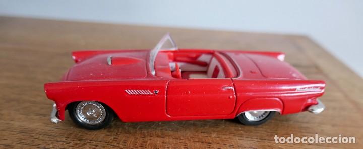 Carros em escala: MATCHBOX DINKY 1955 FORD THUNDERBIRD - DY31