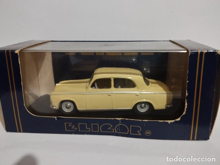 Carros em escala: PEUGEOT 403 BERLINA DE ELIGOR 1,43 NUEVO EN SU CAJA