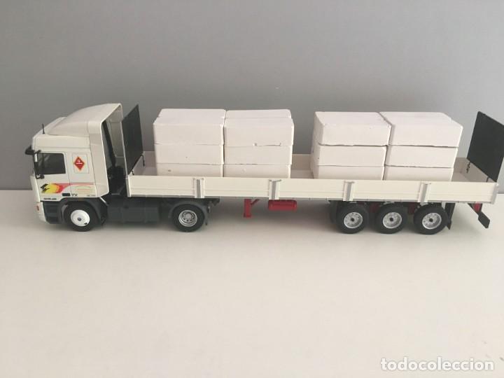 Voitures &agrave; l'&eacute;chelle: CARGA DE YESO ARTESANAL PARA CAMIONES ESCALA 1/50 Y ESCALA 1/43. CAMI&Oacute;N NO INCLUIDO