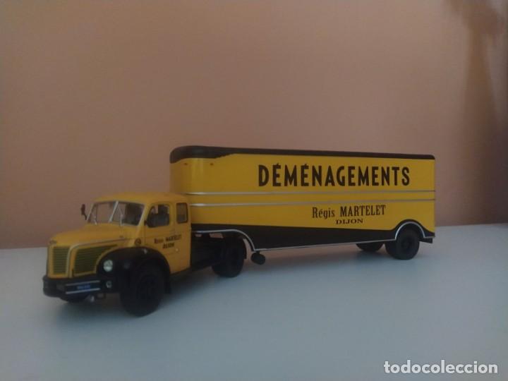 Voitures &agrave; l'&eacute;chelle: Cami&oacute;n escala 1/43 Berliet TLR 10 M&nbsp; DEMENAGEMENTS (1959-1960)