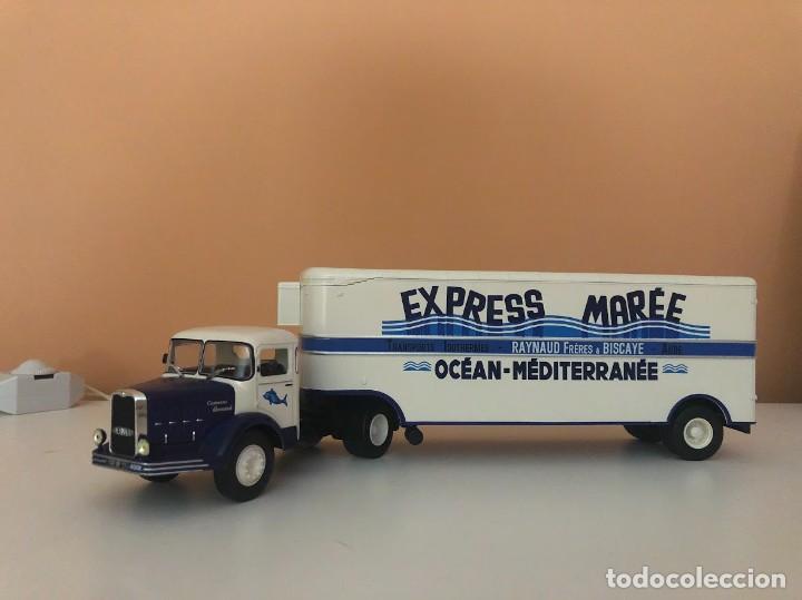 Voitures &agrave; l'&eacute;chelle: Cami&oacute;n escala 1/43 Bernard 150 MB EXPRESS MAR&Eacute;E (1951-1965)
