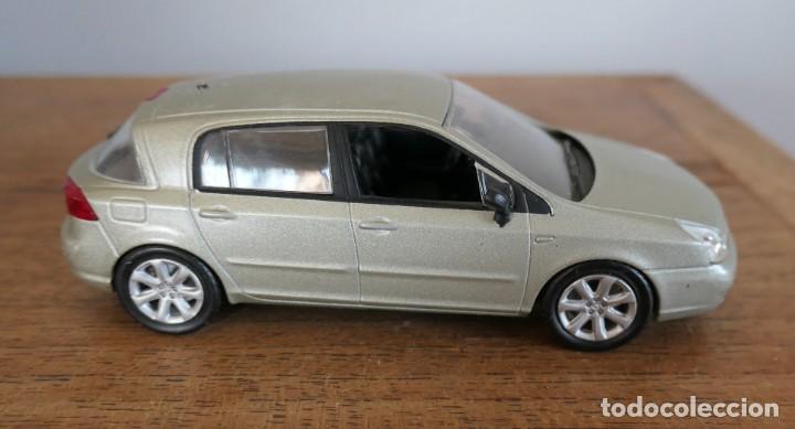 Les Petites Renault - Renault Velsatis initiale 2002
