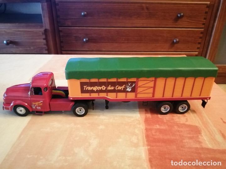 Voitures &agrave; l'&eacute;chelle: camion WILLEME LC 610 TRUCK semi-remolque 1952 nuevo con caja escala 1/43