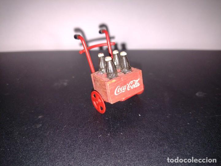 Voitures &agrave; l'&eacute;chelle: carrito con caja de coca-cola para camiones escala 1/43