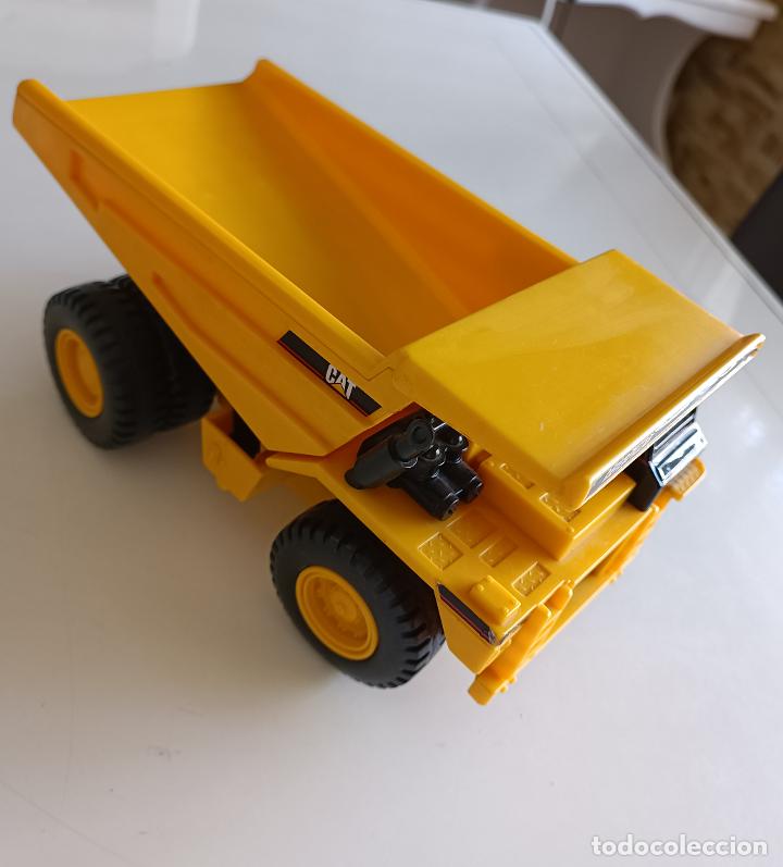 Coches a escala: DUMPER CATERPILLAR - Foto 2