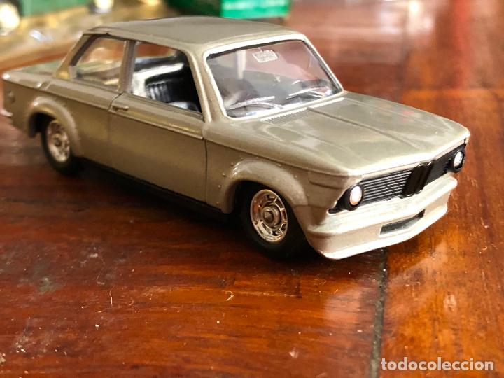 Auto in scala: BMW 2002 TURBO DE SOLIDO .ESCALA 1,43 en su blister