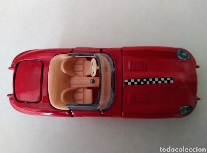 Coches a escala: Jaguar E (escala 1/43), fabricante JOAL, hecho en Espa&ntilde;a ,sin caja,color rojo