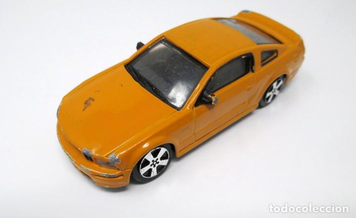 Coches a escala: Ford Mustang GT - Escala 1/43 - Burago
