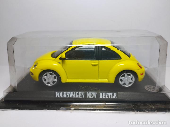 Coches a escala: VOLKSWAGEN NEW BETTLE ESCARABAJO EDICIONES DEL PRADO 1,43 NUEVO EN SU CAJA