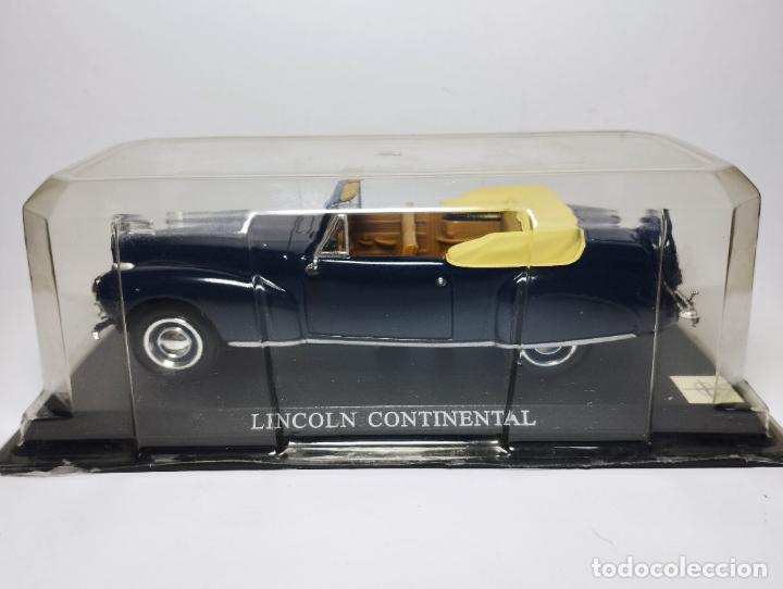 Auto in scala: LINCOLN CONTINENTAL EDICIONES DEL PRADO UNIVERSAL HOBBIES UH 1,43 MUY BUENO EN SU CAJA