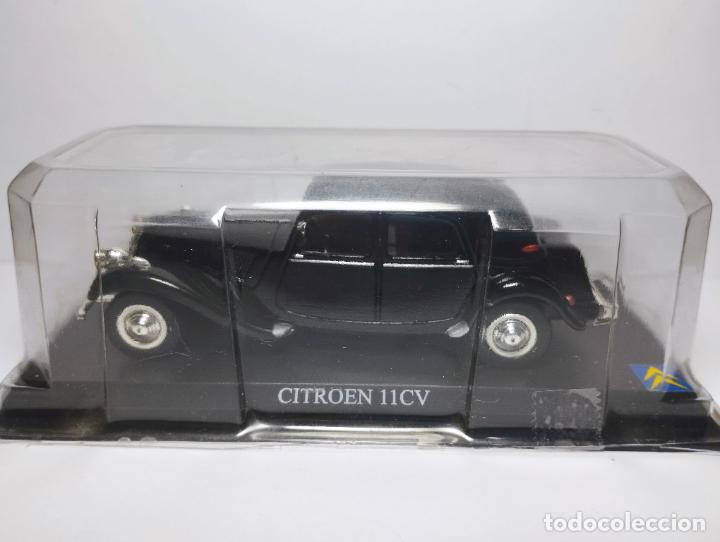 Coches a escala: CITROEN 11 15 CV TRACTION AVANT EDICIONES DEL PRADO UNIVERSAL HOBBIES 1,43 MUY BUENO EN SU CAJA