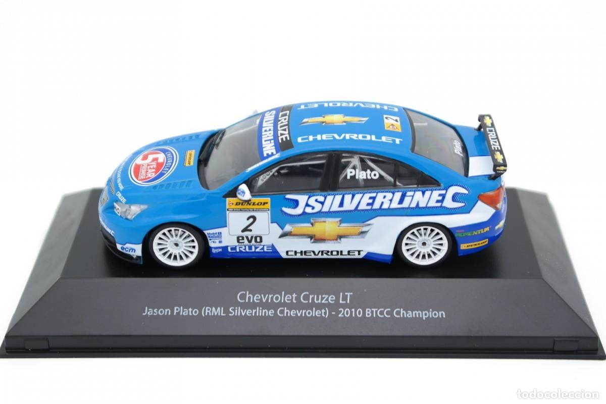 Coches a escala: CHEVROLET CRUZE LT JASON PLATO. RML SILVERLINE CHEVROLET. 2010, 1/43.