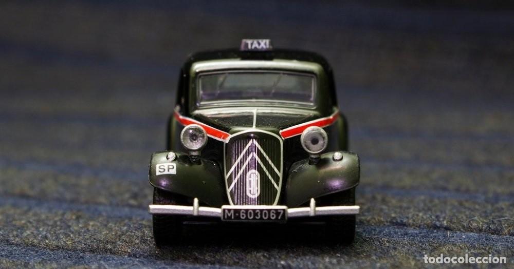 Coches a escala: CITRO&Euml;N TRACTION AVANT. TAXI MADRID CITY. 1955, 1/43. IXO